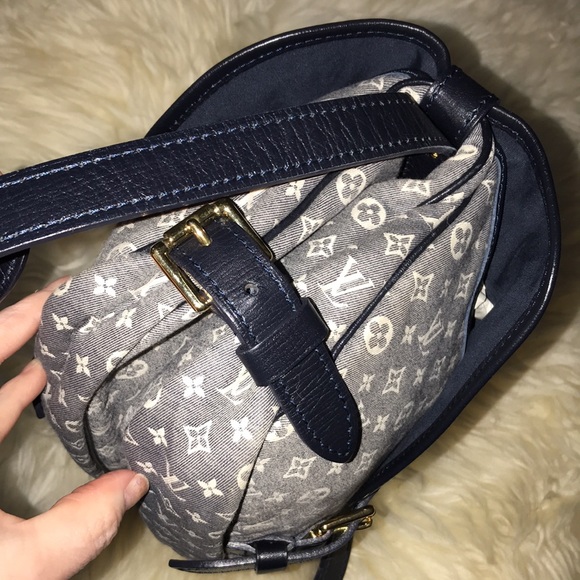 Louis Vuitton Navy Mini Lin Saumur Crossbody Bag - Picture 7 of 14